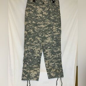 Men's Military Grade Camo Cargo Pants Button Fly Hook &Loop Pockets Size Medium